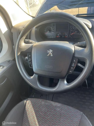 Peugeot Boxer 2021 - Bestel 333 2.2 BlueHDi 140 L3H2 Premium image 14