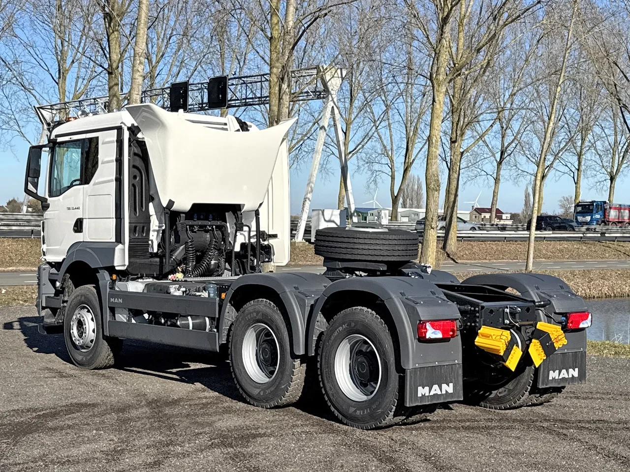 MAN TGS 2025 - 33.440 Premium Tractor Head (20 units) afbeelding 2