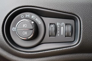 Jeep Renegade 2022 - 1.5T E-HYBRID LIMITED / NIGHT EAGLE / Trekhaak imagen 13