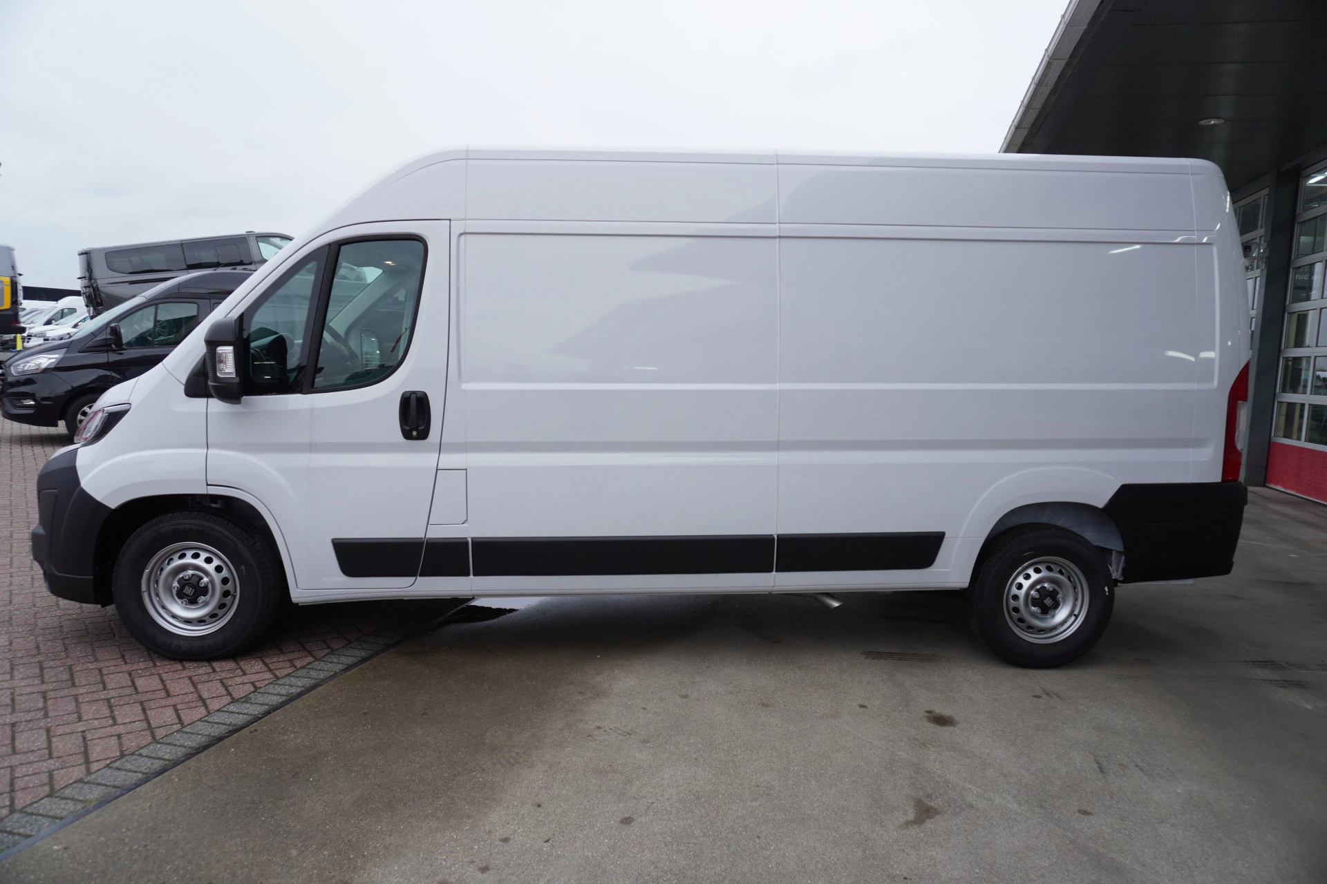 Fiat Ducato 2024 - 2.2 MultiJet 180PK S&S L3H2 Automaat image 8