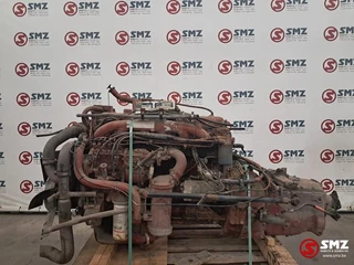 Renault N/A - Occ Motor + versnellingsbak Renault Midlum immagine 1