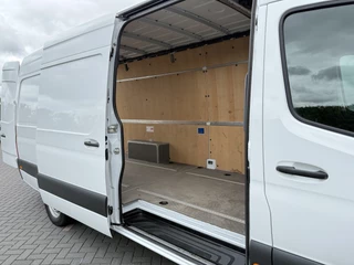 Mercedes-Benz Sprinter 2023 - 315 CDI 150 PK / L3H2 / 360 CAMERA / AIRCO / CRUISE / NAVI / 3-ZITS / CARPLAY / GEVEERDE STOEL imagen 7