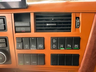 Volvo FH 2021 - 500 FH 500 Globetrotter / NEW MODEL / FULL AIR / TURBO COMPOUND / SHOW TRUCK / SPECIAL INTERIOR bild 30