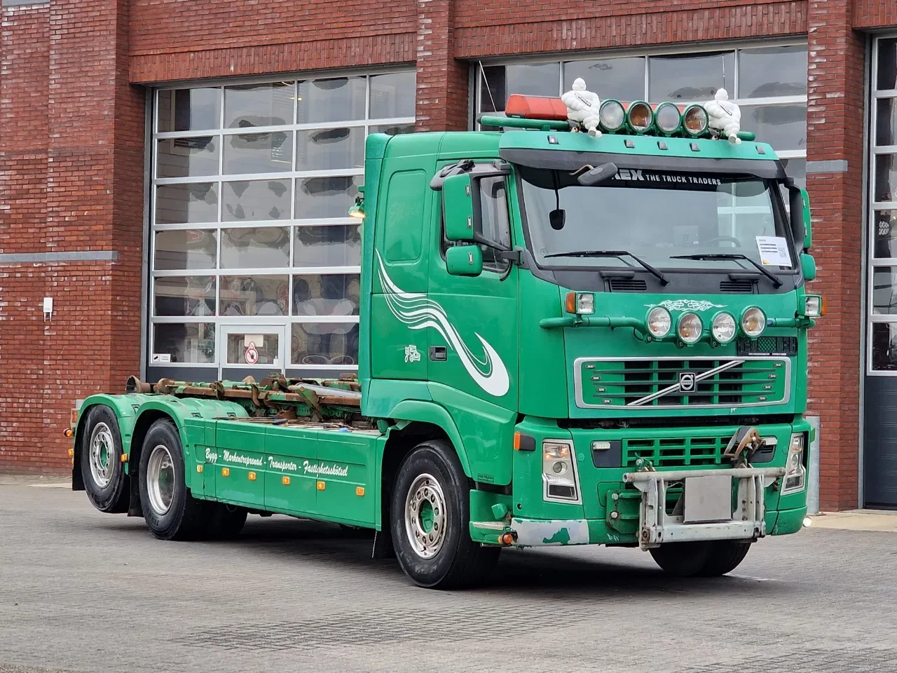 Volvo FH 2007 - 13.440 6x2*4 - HIAB Hooklift 17T - Euro 5 - I shift - Steering axle image 25