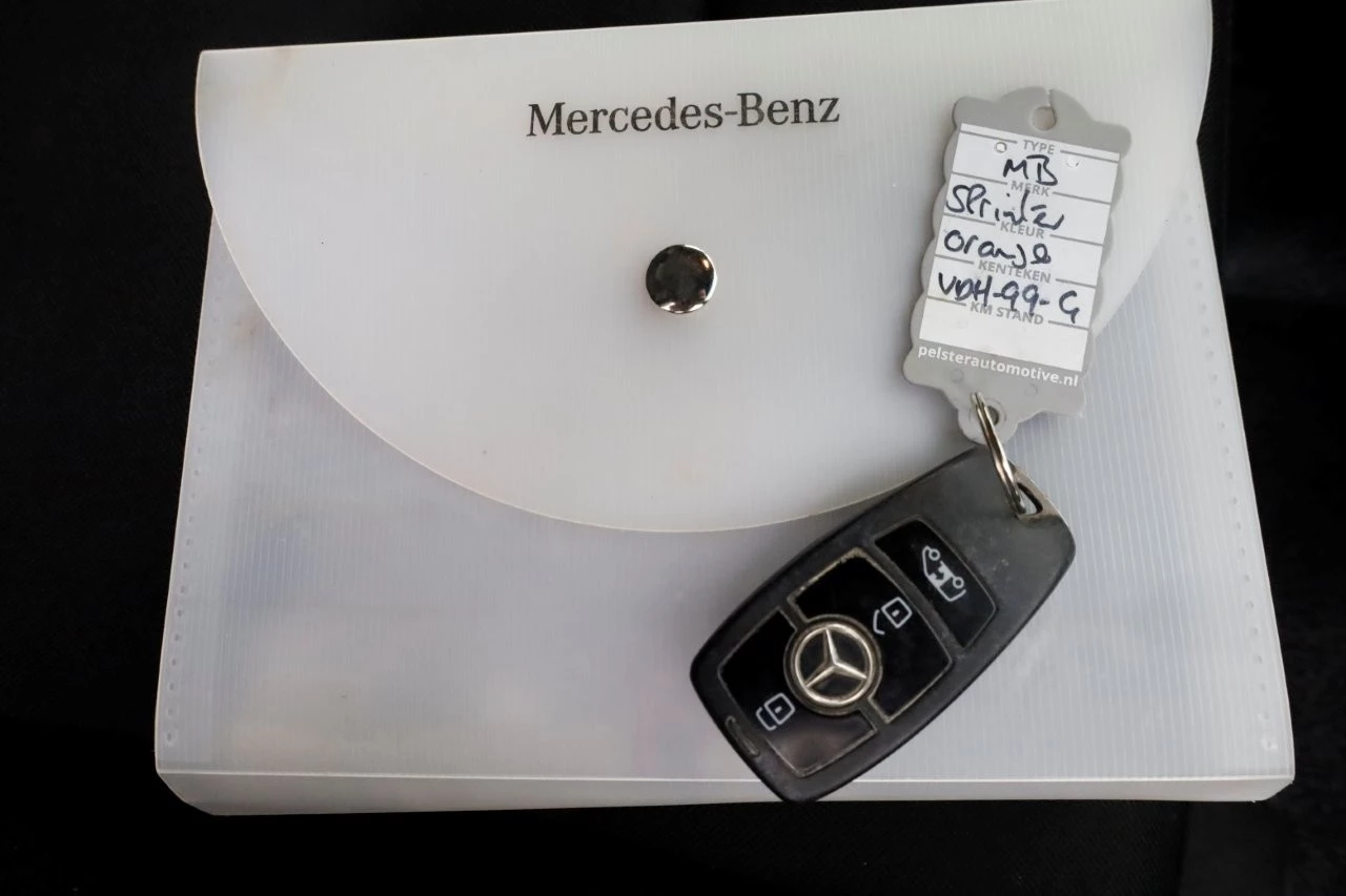 Mercedes-Benz Sprinter 2019 - 316 CDI 163pk 7G Automaat L2H1 Airco/Camera/Trekhaak 3500kg 11-2019 obrázek 6