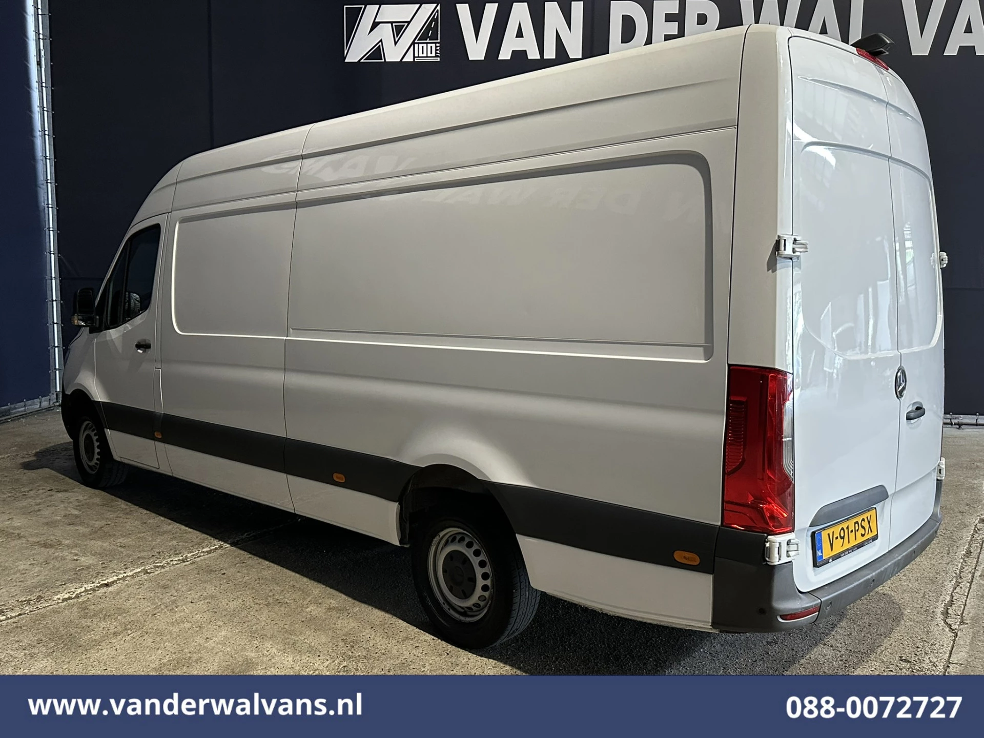 Mercedes-Benz Sprinter 2022 - 317 CDI 170pk L3H2 Euro6 Airco | Camera | Navigatie | Apple Carplay | Cruisecontrol obrázek 11