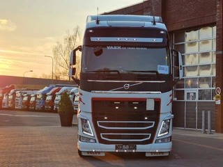Volvo FH 2020 - 13.460 Globetrotter 6x2*4 - BDF - I Parkcool - 4.90 WB - Full air - Navi bild 2