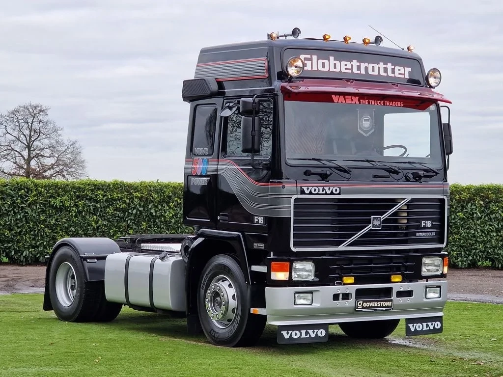 Volvo F 16 1992 - 500 Globetrotter 4x2 - Fully renovated - Volvo Demo colors - New paint - Perfect shape - Telma изображение 1