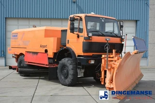 Mercedes-Benz SK 2031 4x4x4 Schmidt CJS9 airport sweeper snow plough 1993 zu verkaufen