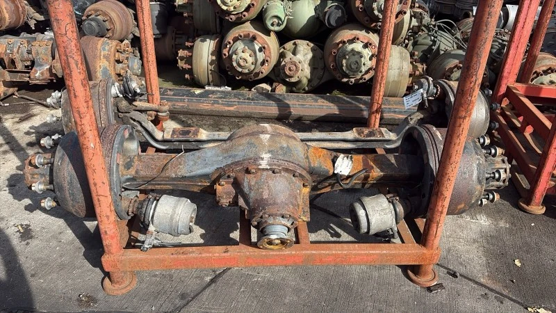 Diverse 2002 - DEN OUDSTEN FRONT AND REAR AXLE afbeelding 1
