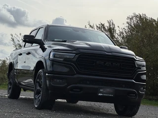 Dodge Ram 1500 2023 - LIMITED NIGHT 5.7L V8, 2024MY, 1E EIG, DEALER ONDERH, DIG CLUSTER, DIG MIRROR, PANO, LUCHTV, BLIS, ACC, 360, HUD afbeelding 2 miniatuur