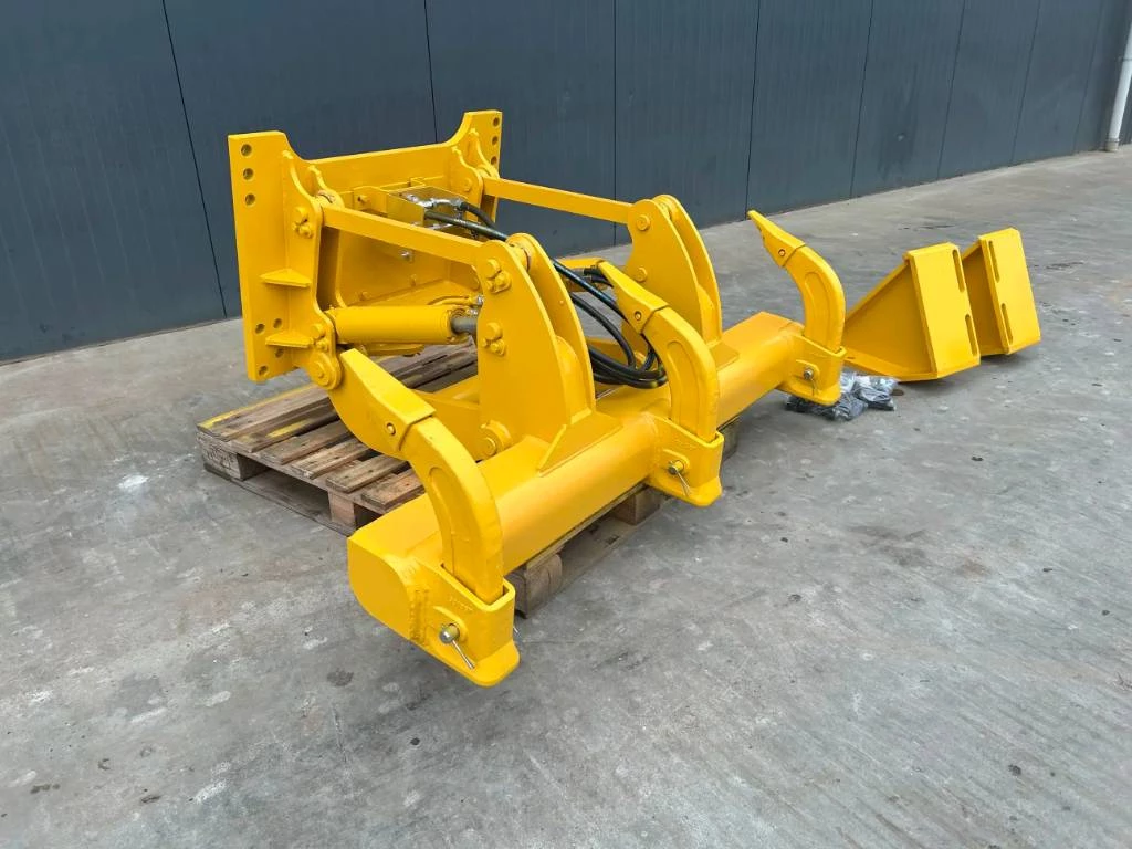 Komatsu 2026 - D38 image 1