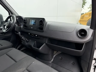 Mercedes-Benz Sprinter 2023 - 515 1.9 CDI 150PK Laadklep Bakwagen Dubbellucht Climate Control Cruise Control Apple Carplay Koffer Meubelbak image 3 thumbnail