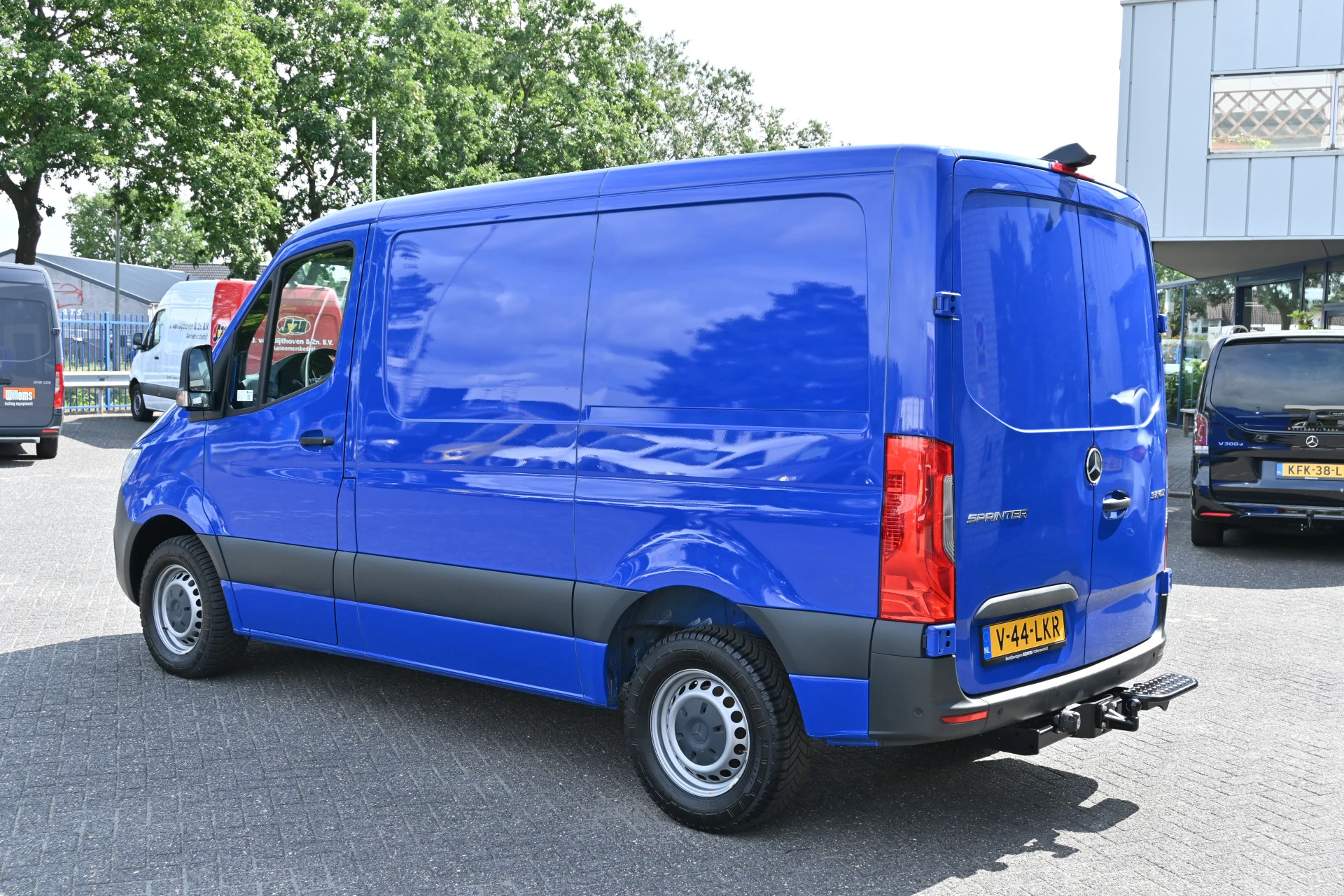 Mercedes-Benz Sprinter 2020 - 316 CDI L1H1 RWD изображение 12