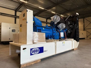 FG Wilson 2026 - P850-1 - 850 kVA Open Genset - DPX-16024-O immagine 2 miniatura