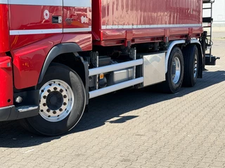 Volvo FH 2013 - 460 EEV 6x2*4 Side Tipper with Loglift Crane immagine 11