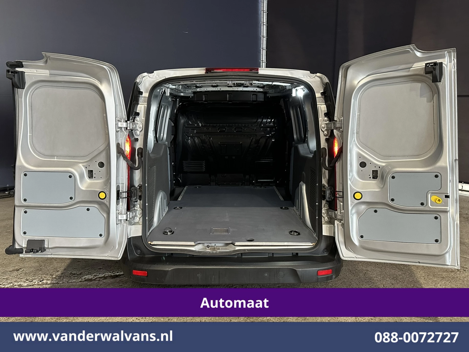 Ford Transit Connect 2022 - 1.5 EcoBlue 120pk Automaat L2H1 Euro6 Airco | 2x Zijdeur | 3-Zits | Camera | Navigatie | Cruisecontrol immagine 15