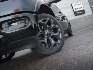 Dodge Ram 1500 2024 - 5.7 V8 4x4 Crew Cab Limited Night imagem 73