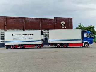 Mercedes-Benz Actros 2019 - 2553 6x2 - Thermoking frigo - Loadlift + Narko trailer 3 axle obrazek 10