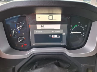 Renault T480 Comfort 2018 - / DOUBLE TANK / TUV:26-06-2026 / PARK-AIRCO / FRIDGE / LWDS / FULL-SPOILER / 2XBED / AUTOMATIC / EURO-6 / 2018 imagen 16