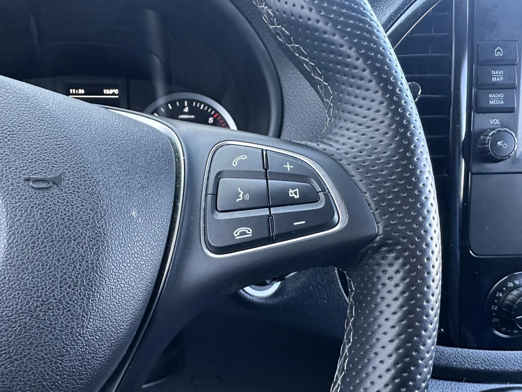 Mercedes-Benz Vito 2023 - 110 CDI L2 Airco Navigatie Parkeersensoren imagem 15
