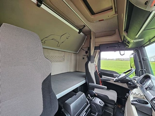 MAN TGX 2017 - 18.460 imagem 16