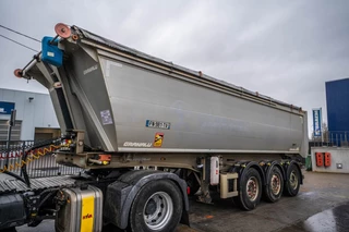 GRANALU N/A 2020 - ALU- TP 28m3 +BACHE ELEC CRAMARO obrazek 1