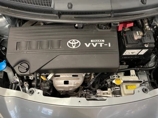 Toyota Yaris 2009 - 1.3 VVTi Aspiration 2e Eigenaar - NAP - Automaat image 31