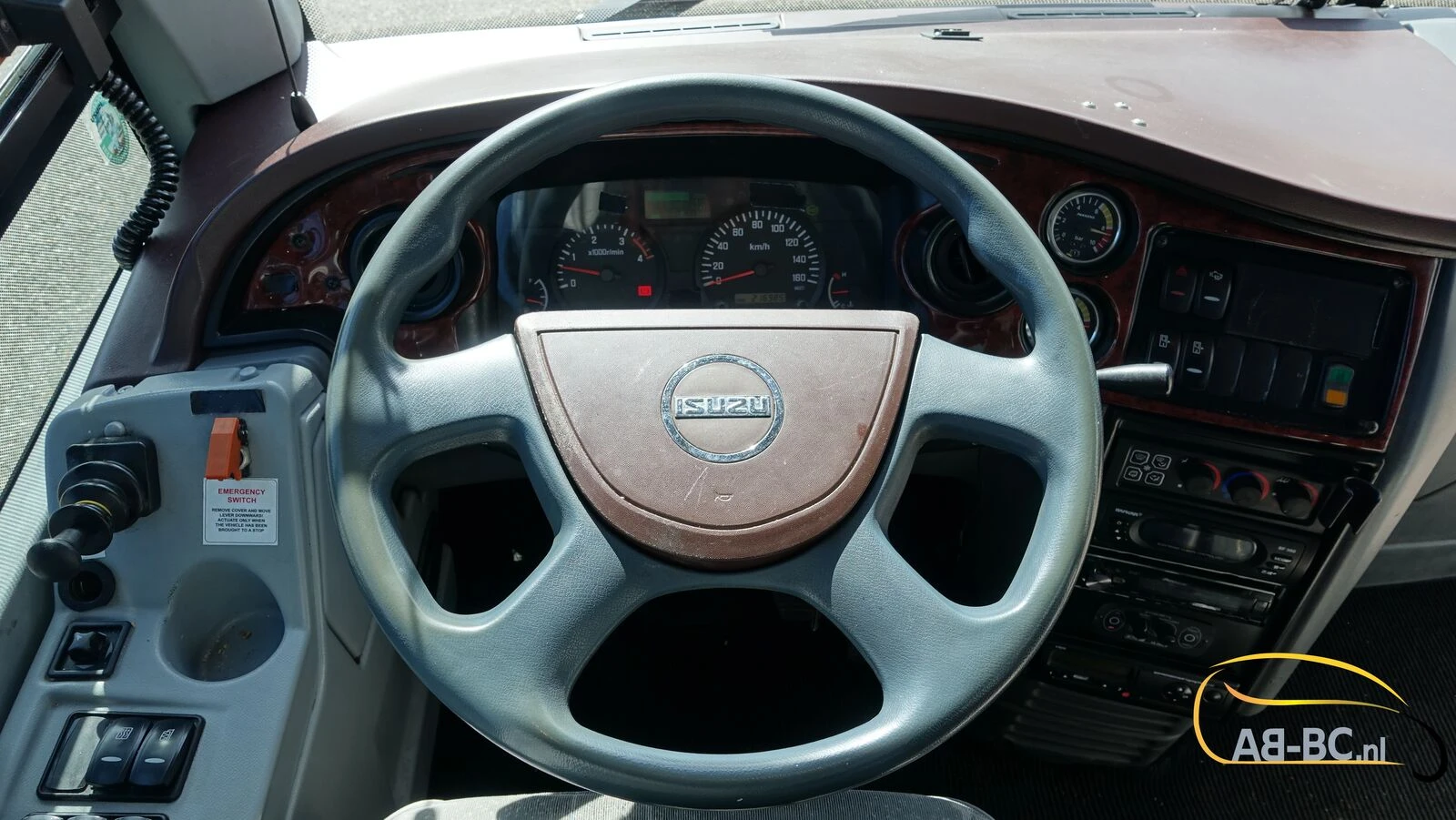 Isuzu Turquoise 30 seats EURO 6 2016 afbeelding 47