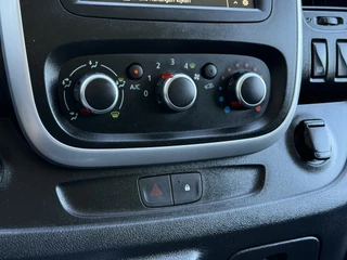Renault Trafic 2021 - 2.0 dCi 146 PK / AUTOMAAT / L1H1 / 1e EIG. / 2x SCHUIFDEUR / INRICHTING / CAMERA / 3-ZITS image 20