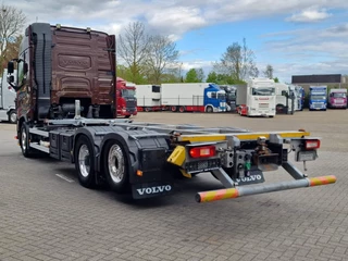 Volvo FH 2018 - 13.500 Globetrotter 6x2*4 - BDF - 4.90 WB - Full air - image 6