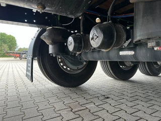 Kässbohrer N/A 2026 - NEW HEAVY DUTY FLATBED / TWISTLOCK / ALU DROPSIDES / BPW / NL / APK: 04-2027 obrazek 33