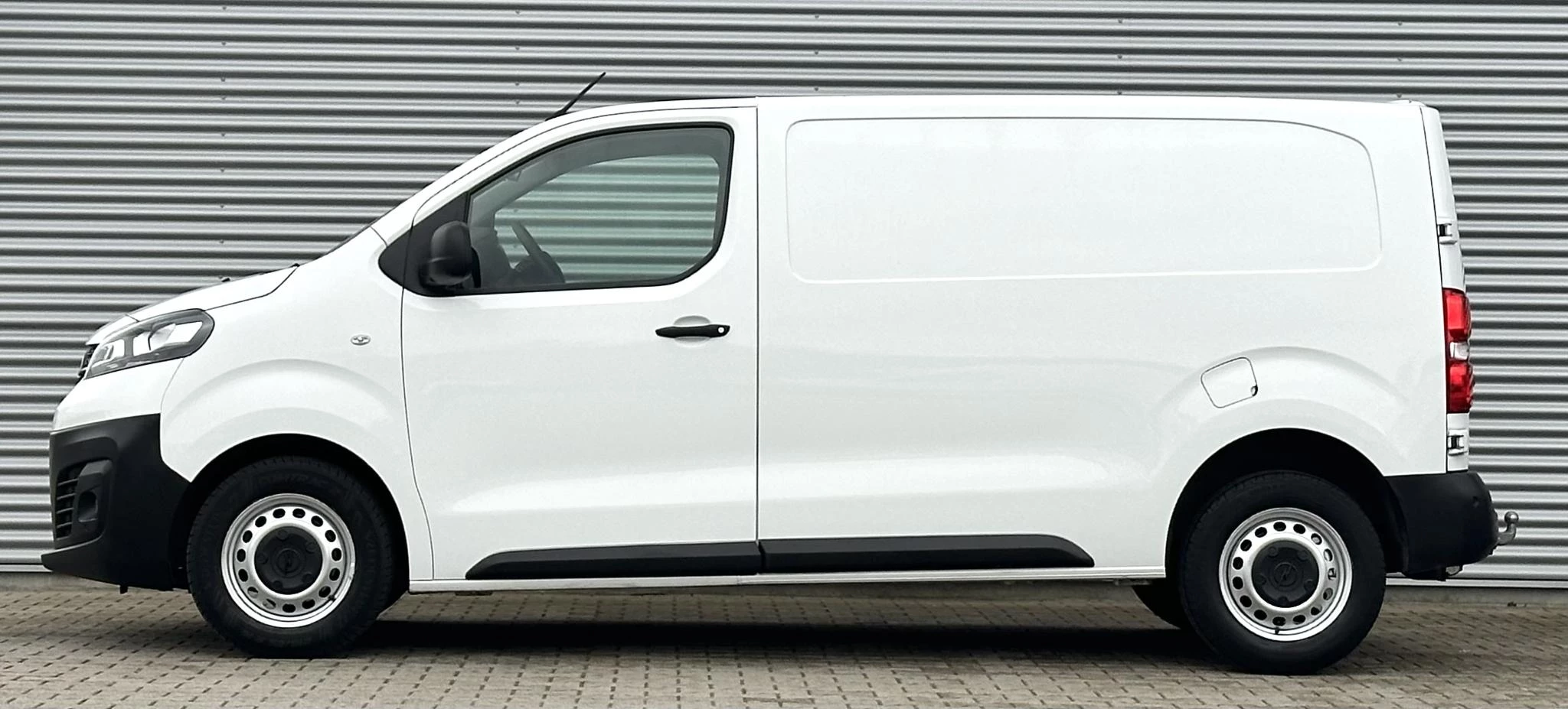Opel Vivaro 2022 - 2.0 CDTI L2H1 Edition Trekhaak|navi|cruise afbeelding 5