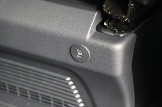 Ford Transit Custom 2026 - 340 2.5 PHEV L2H1 Kombi Trend 9 zits - Carplay - Camera - Navigatie - Airco achterin - Cuise - Rijklaar obrazek 42