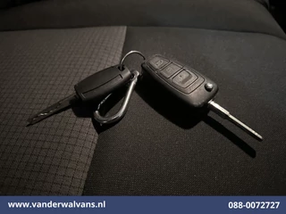 Ford Transit 2020 - 2.0 TDCI L2H2 Euro6 Airco | 2450kg Trekhaak | LM velgen | Verwarmde voorruit image 17