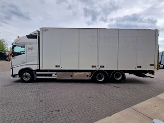 Volvo FH 2015 - 13.460 Globetrotter 6x2 - Ekeri box with sidedoors - Loadlift - Sliding roof - 560 WB imagen 4