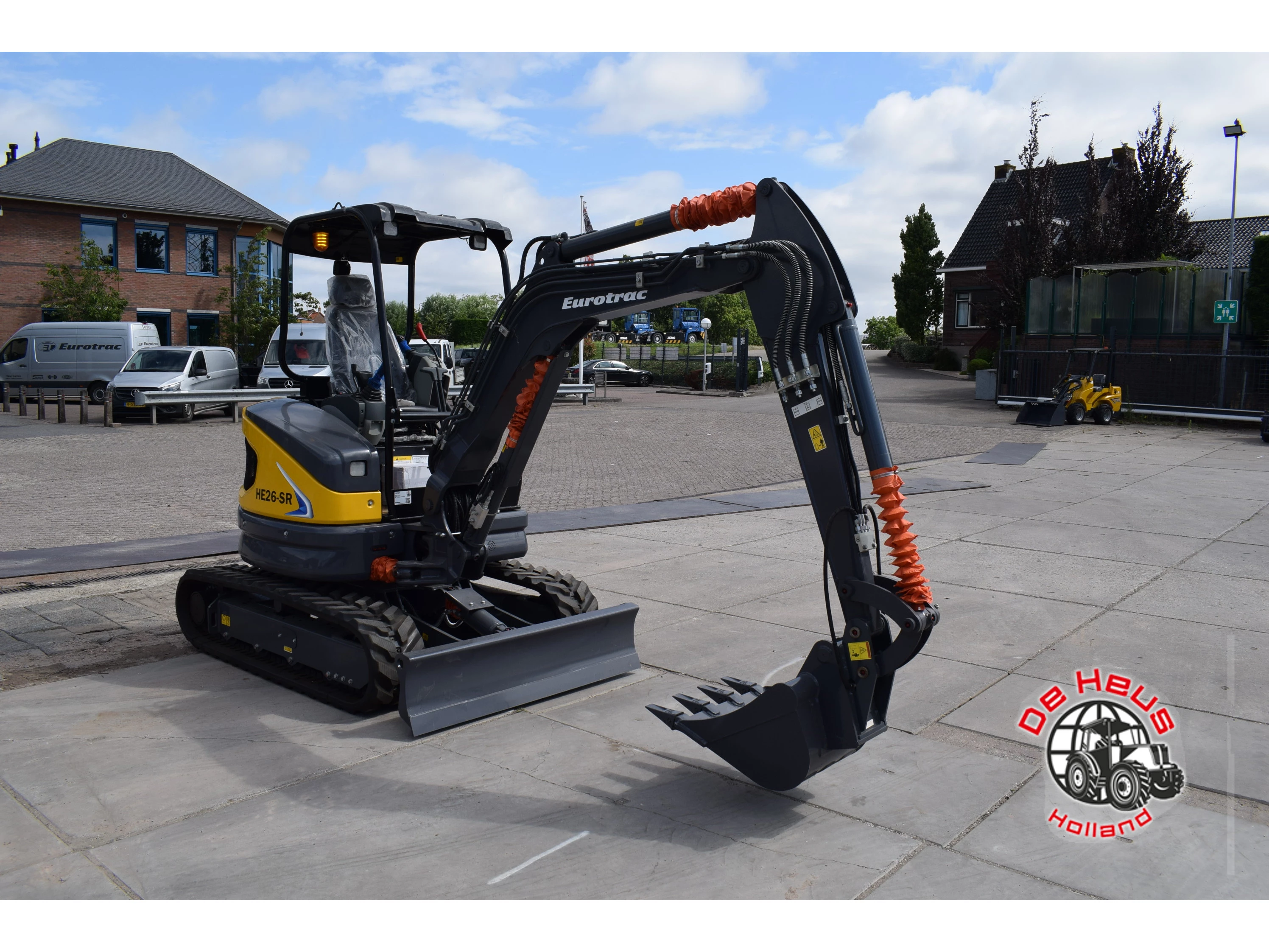 Eurotrac - HE26SR afbeelding 1