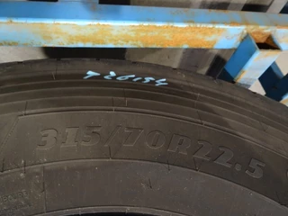 - Geen producent - N/A - DUNLOP 315/70 obrazek 3