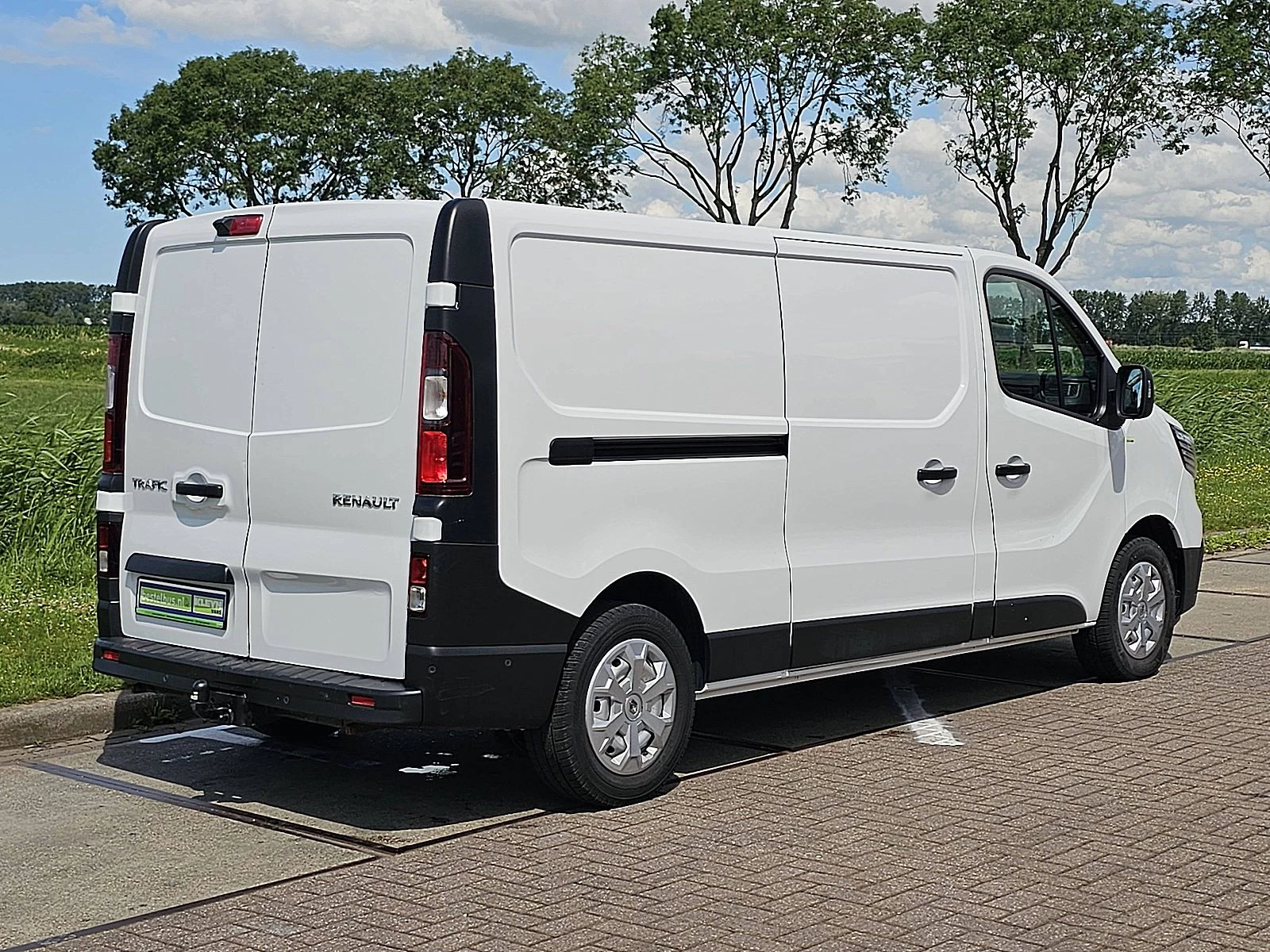 Renault Trafic 2022 - 2.0 DCI Bild 3