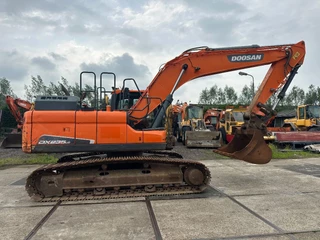 Doosan N/A 2019 - DX235LC 5 -  ONLY 4226 HOURS - image 2