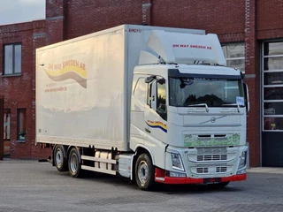 Volvo FH 13.460 lowroof 6x2 - Box with Sidedoors - 480 WB - Full air