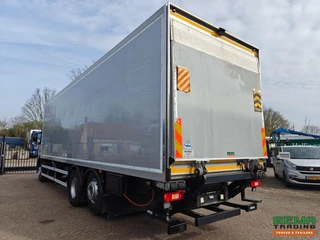 Volvo FM 330 2015 - N/A image 11