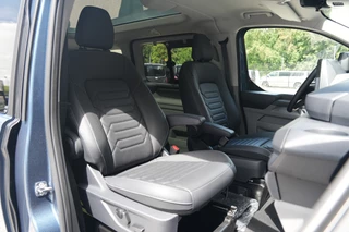 Ford Tourneo Custom 2026 - 340 2.5 PHEV L2H1 Titanium X 232pk | ACC | Pano | B&O | Elek. schuifdeuren | 360 camera | Elek-Trekhaak | Prijs excl. BTW | Rijklaar image 45