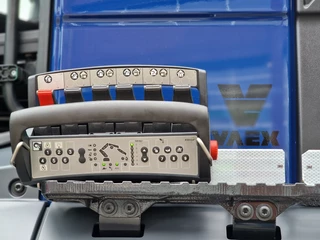 MAN TGS 2026 - 26.360 6x2/4 - EX.232 HIPRO - Hooklift HIAB 21T - NEW truck obrazek 41