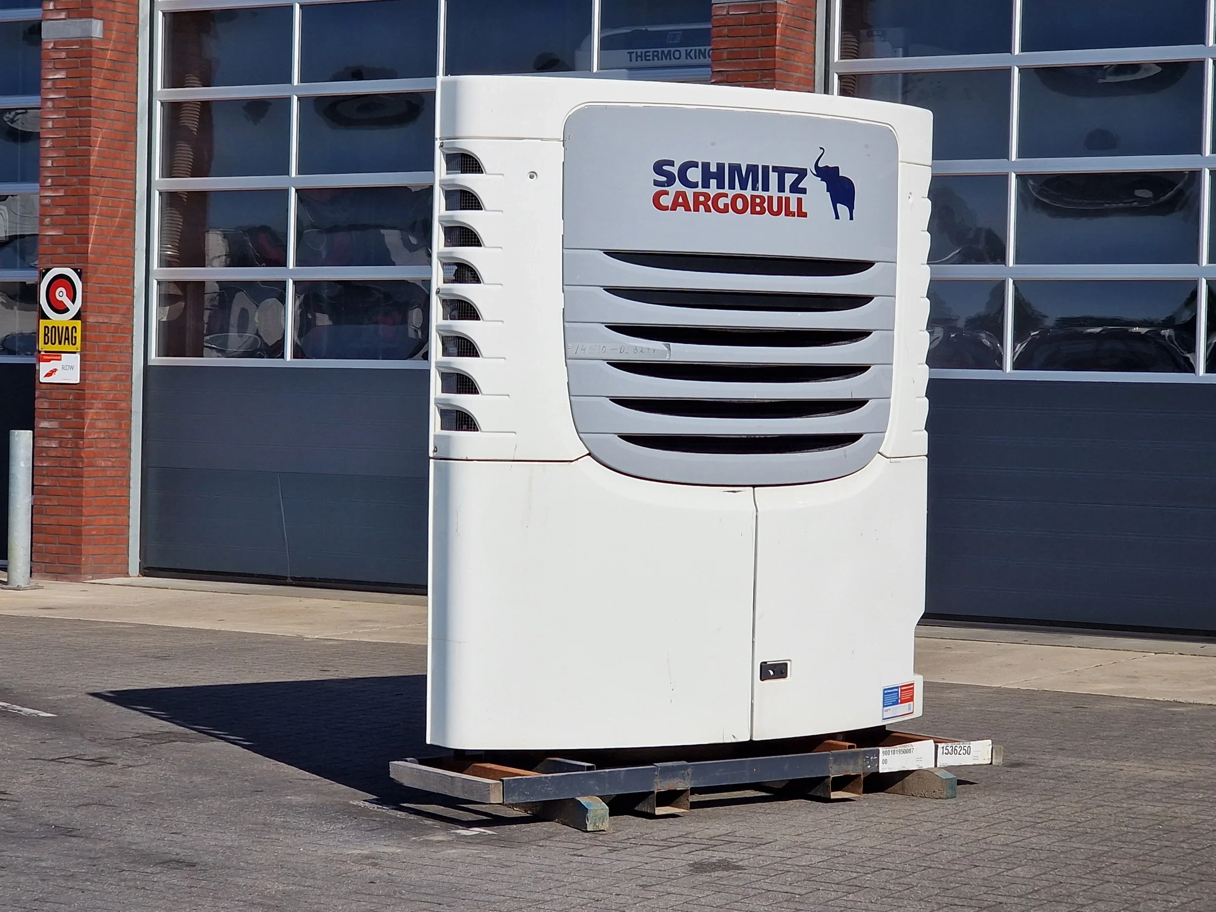 Schmitz Cargobull - 5x Frigo engine TKM afbeelding 5