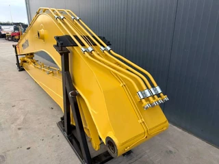 Komatsu N/A 2026 - PC220 18m set Long Reach Equipment image 8