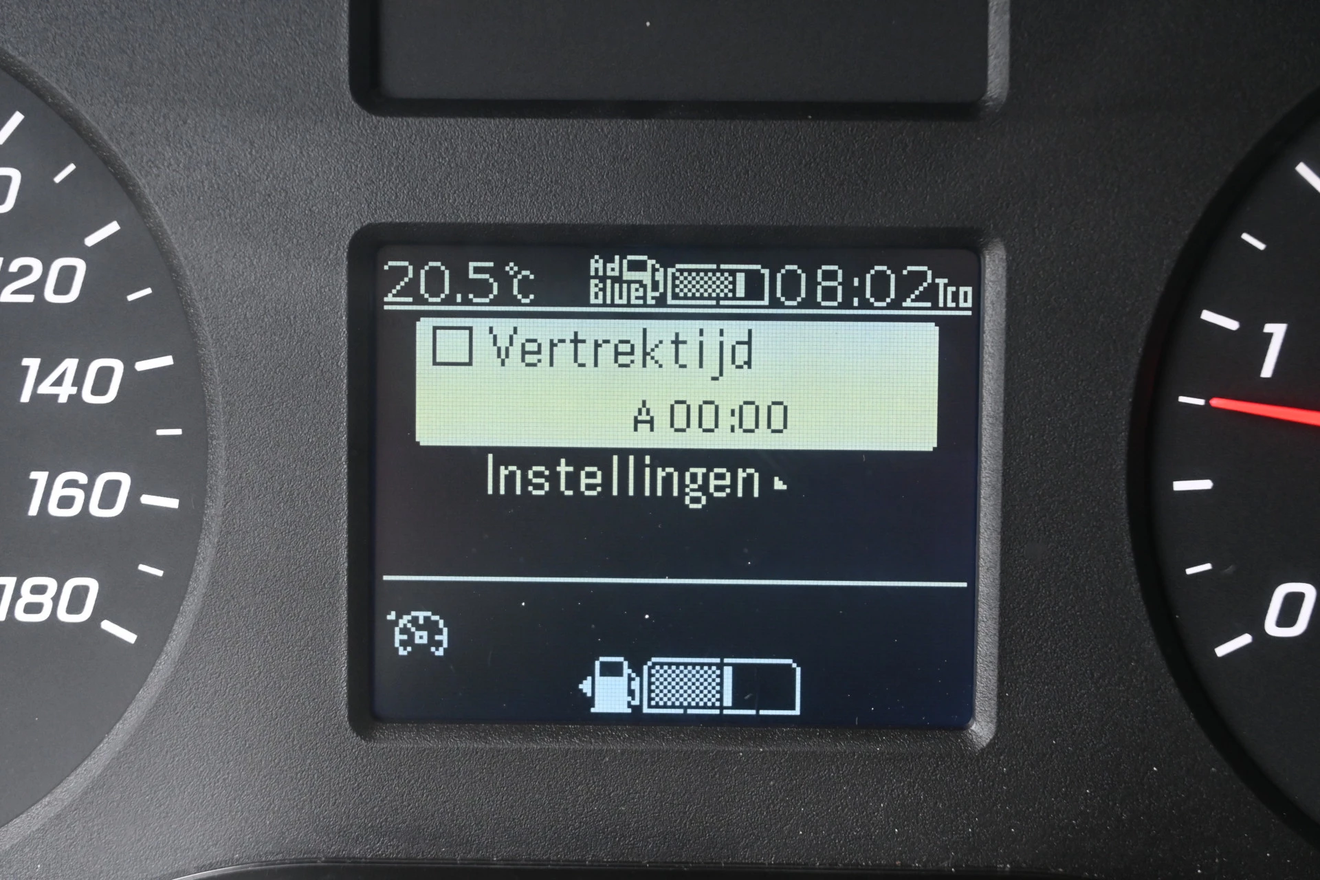 Mercedes-Benz Sprinter 2021 - 315 CDI L2H1 RWD obrázek 19