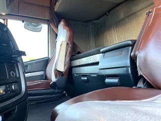 Iveco Stralis 2014 - AS440S42T/P HI-WAY DUTCH TRUCK (APK/TUV -> 02-2024 / EURO 6 / AS-TRONIC / 2 TANKS / LEATHER SEATS / FRIDGE) obrazek 10