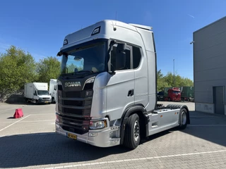 Scania S 2025 - 590S V8 Highline / Retarder / Leder bild 15