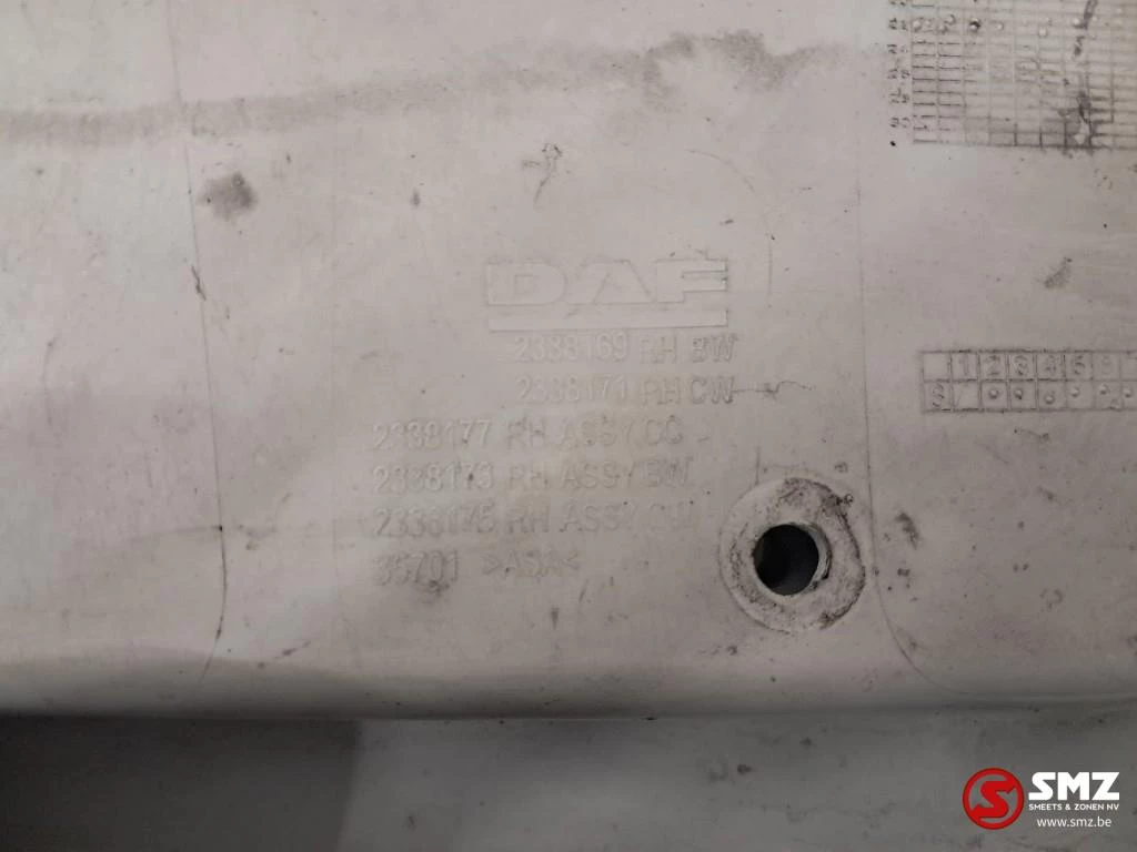 DAF 2022 - Occ windgeleider rechts DAF obrázek 5